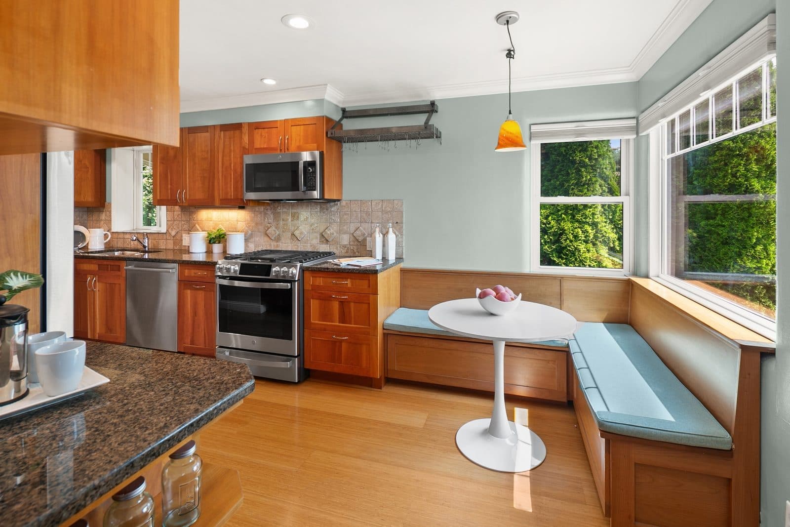 Photo 5 of 4804 NE 65th St, Seattle, WA 98115